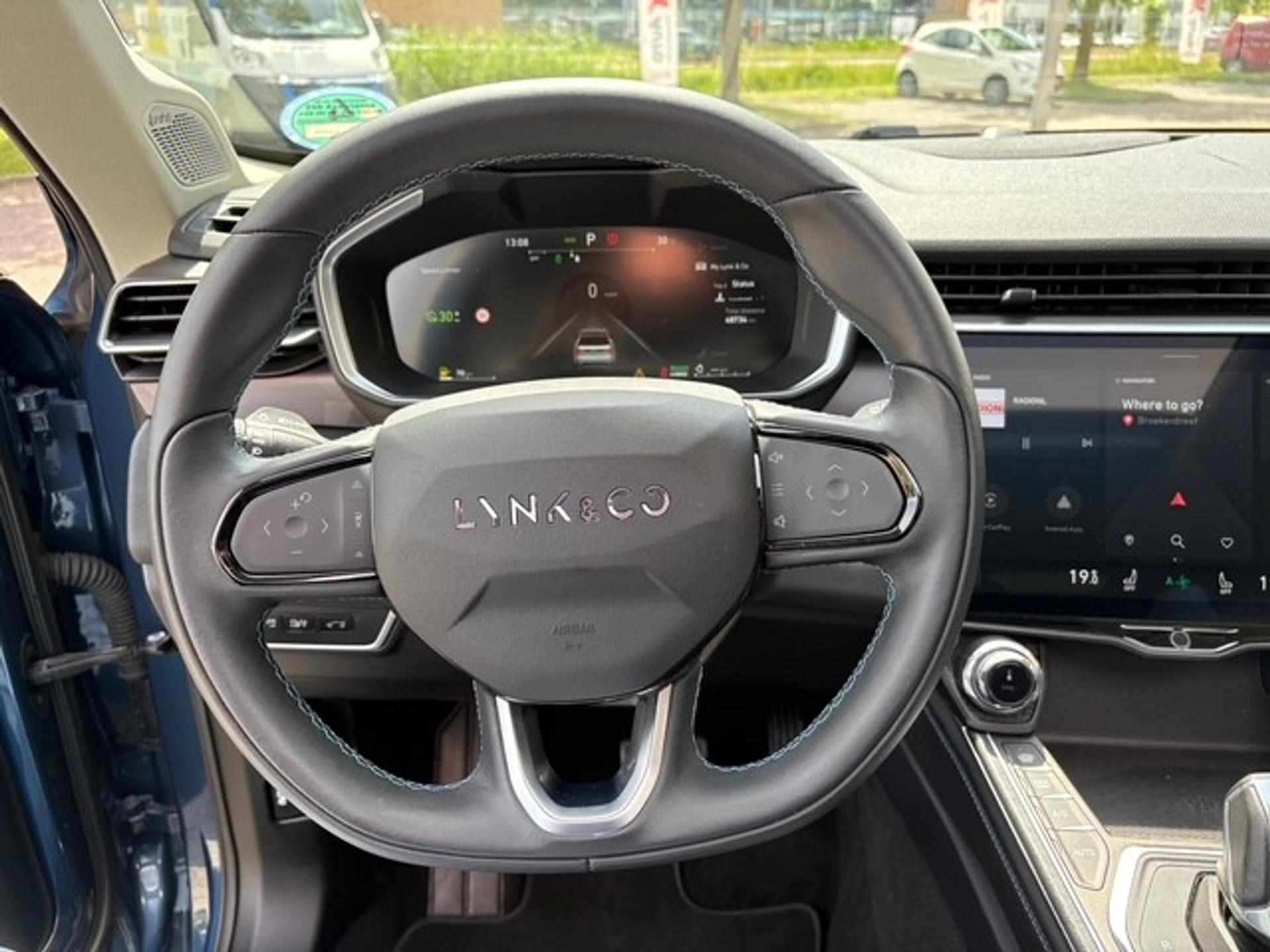 45358066-10.jpg